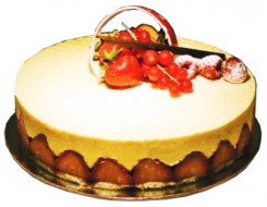 Sweet Strawberry Cake