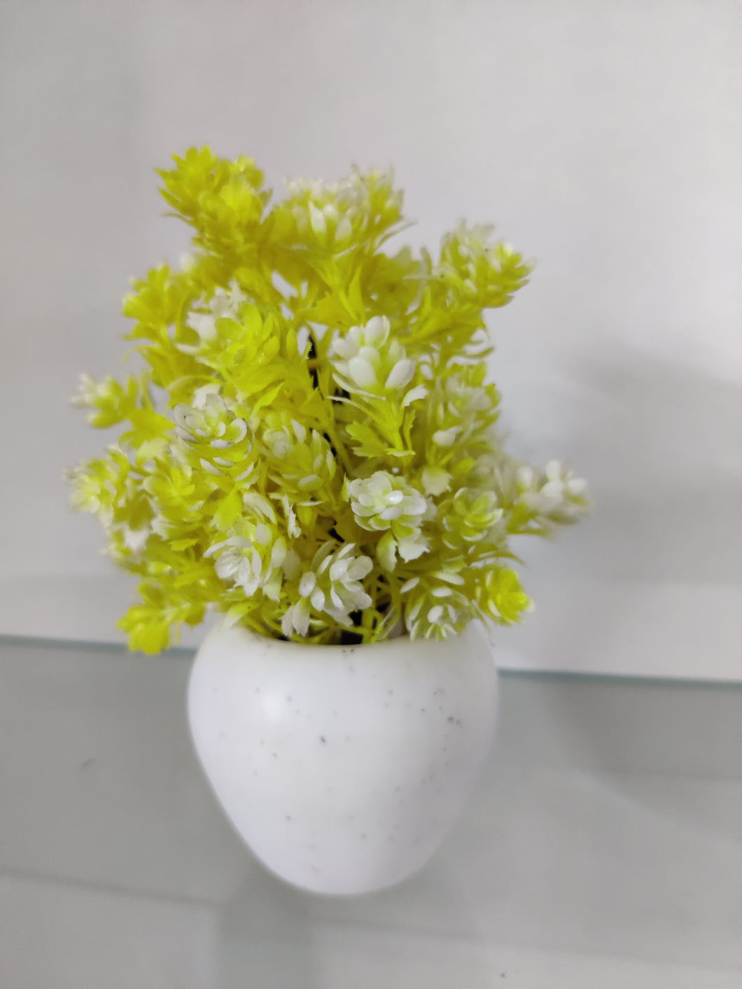 Artificial Flowers Beats Plant
