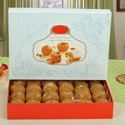 Delicious Besan Laddu